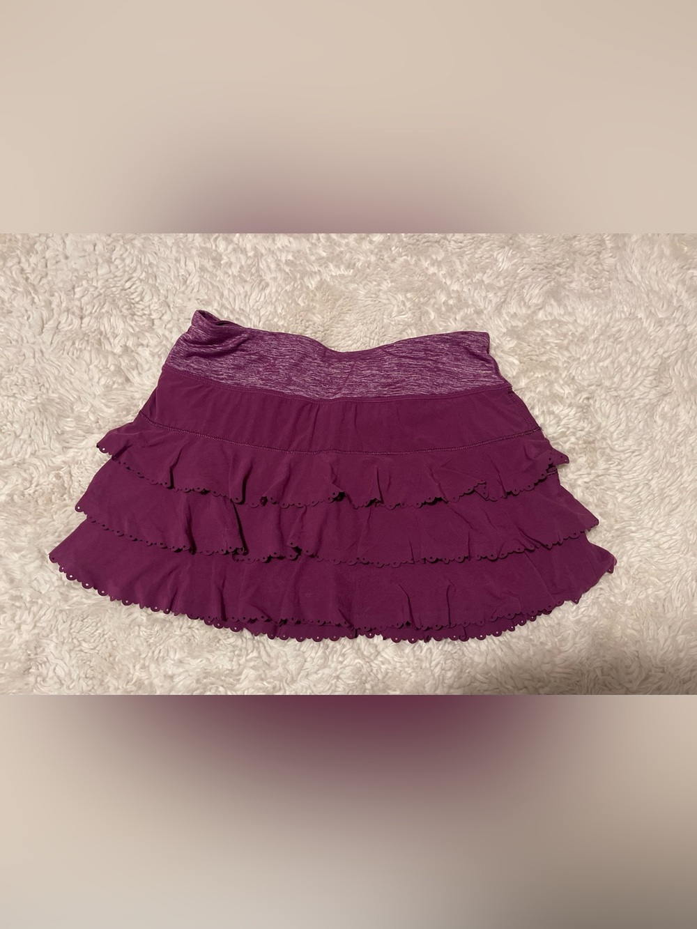 Lululemon Pace Setter Running Skirt Skort Size 2 Purple Plum Ruffle Scalloped